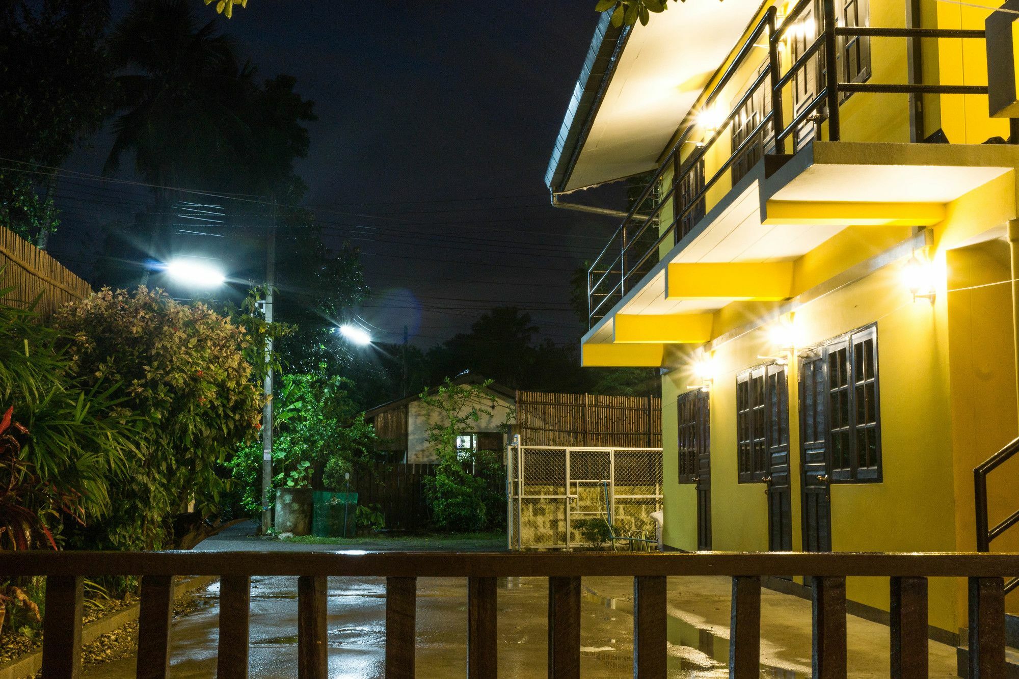 Him Dara Homestay Chiang Mai Exterior photo